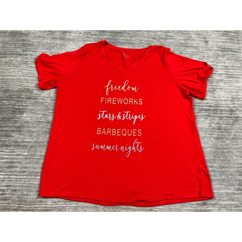 Est. 1946 Graphic Tee Womens L Red 4th of July Freedom Fireworks V-Neck Top